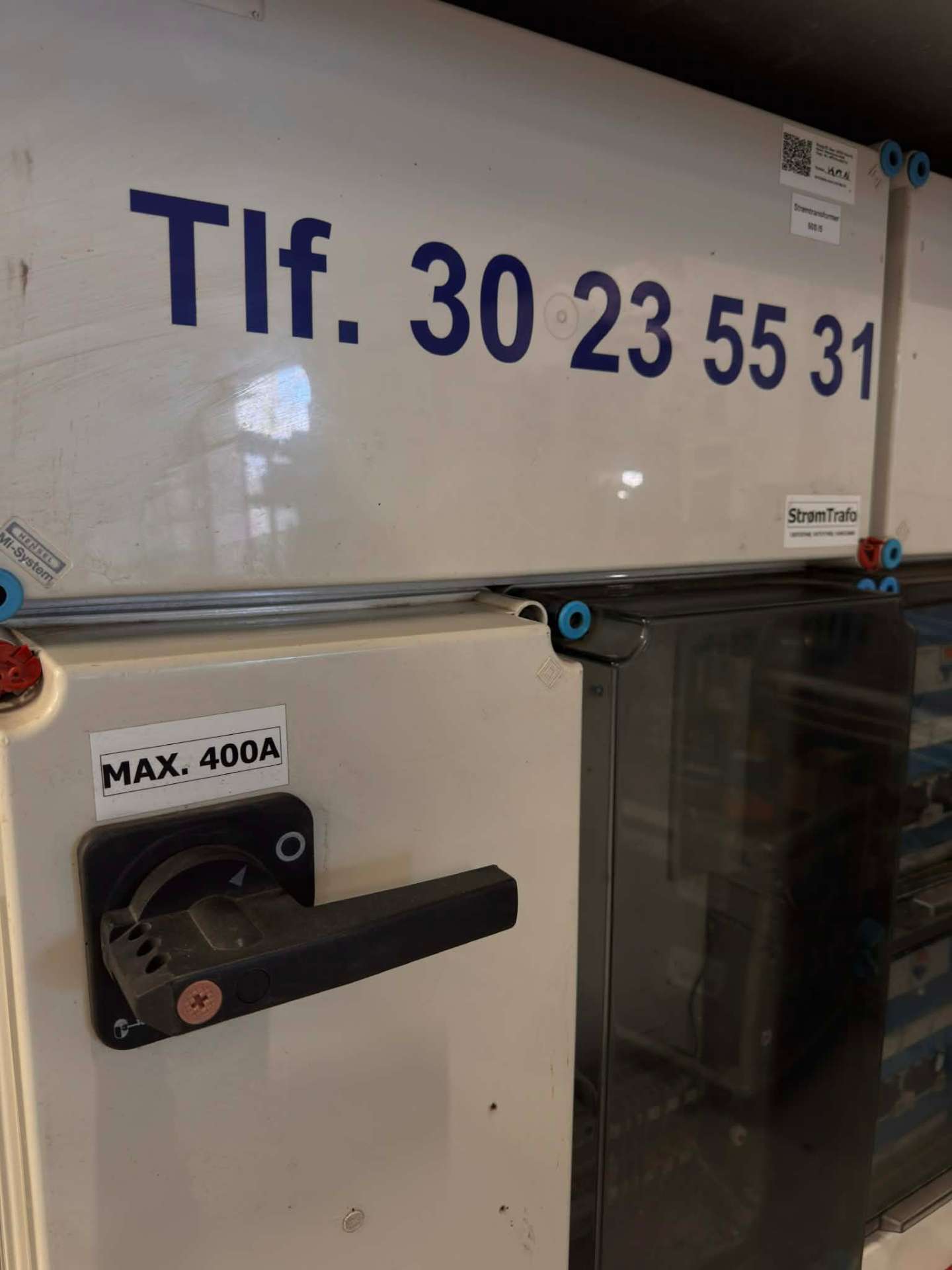 400A målerstavle – detalje af stålramme og konstruktion